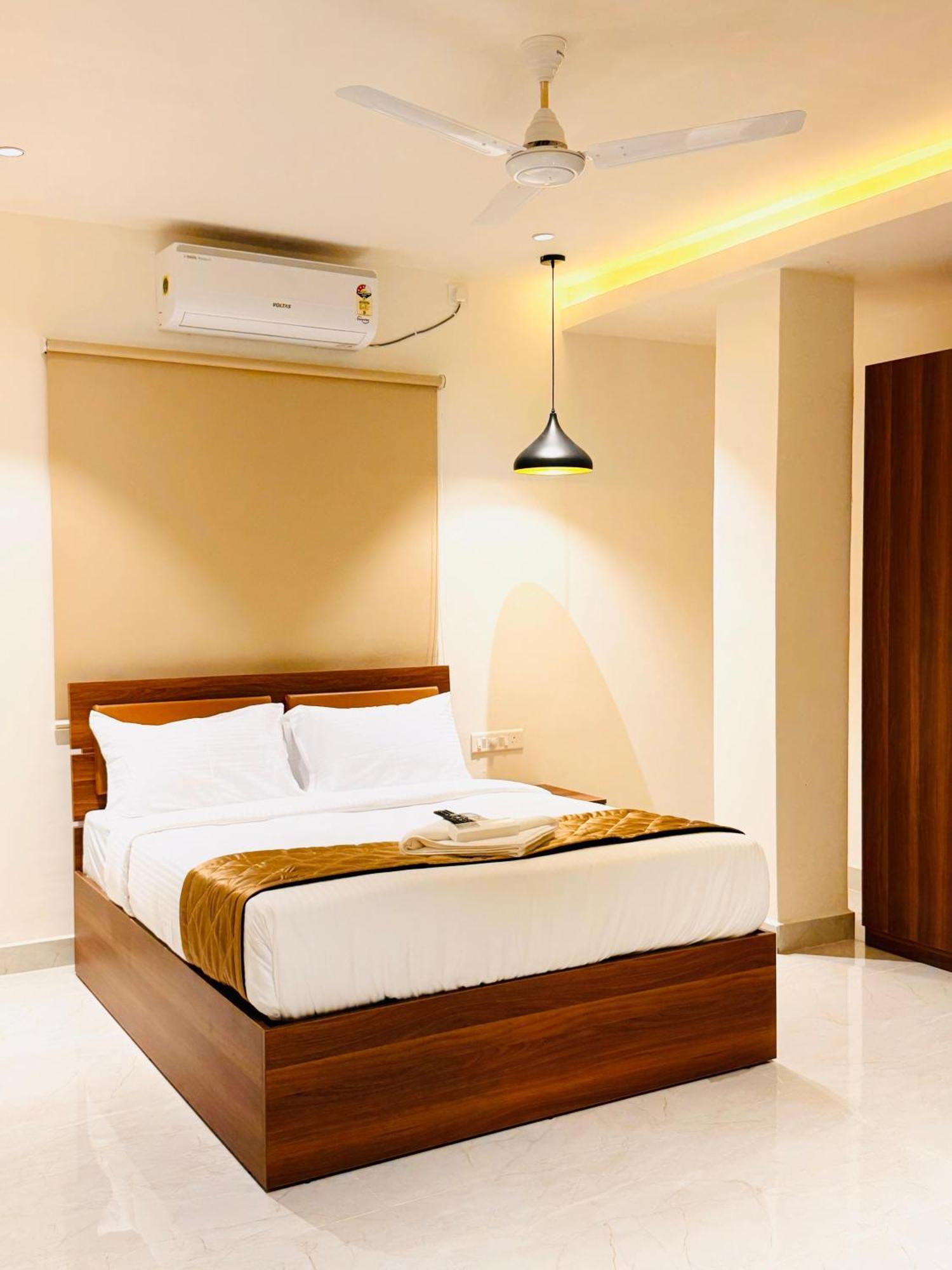 Hotel Star Avenue - Indiranagar 班加罗尔 外观 照片