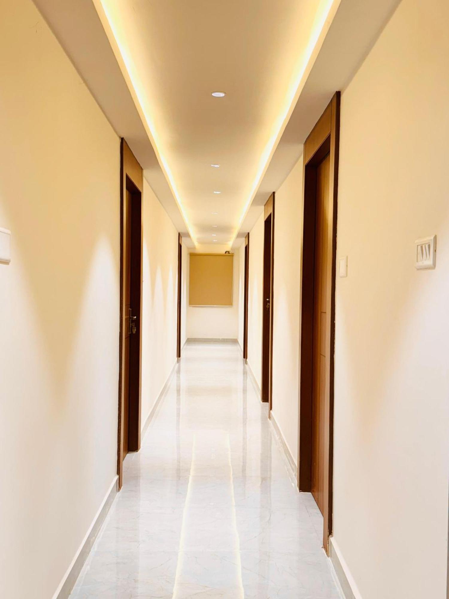 Hotel Star Avenue - Indiranagar 班加罗尔 外观 照片