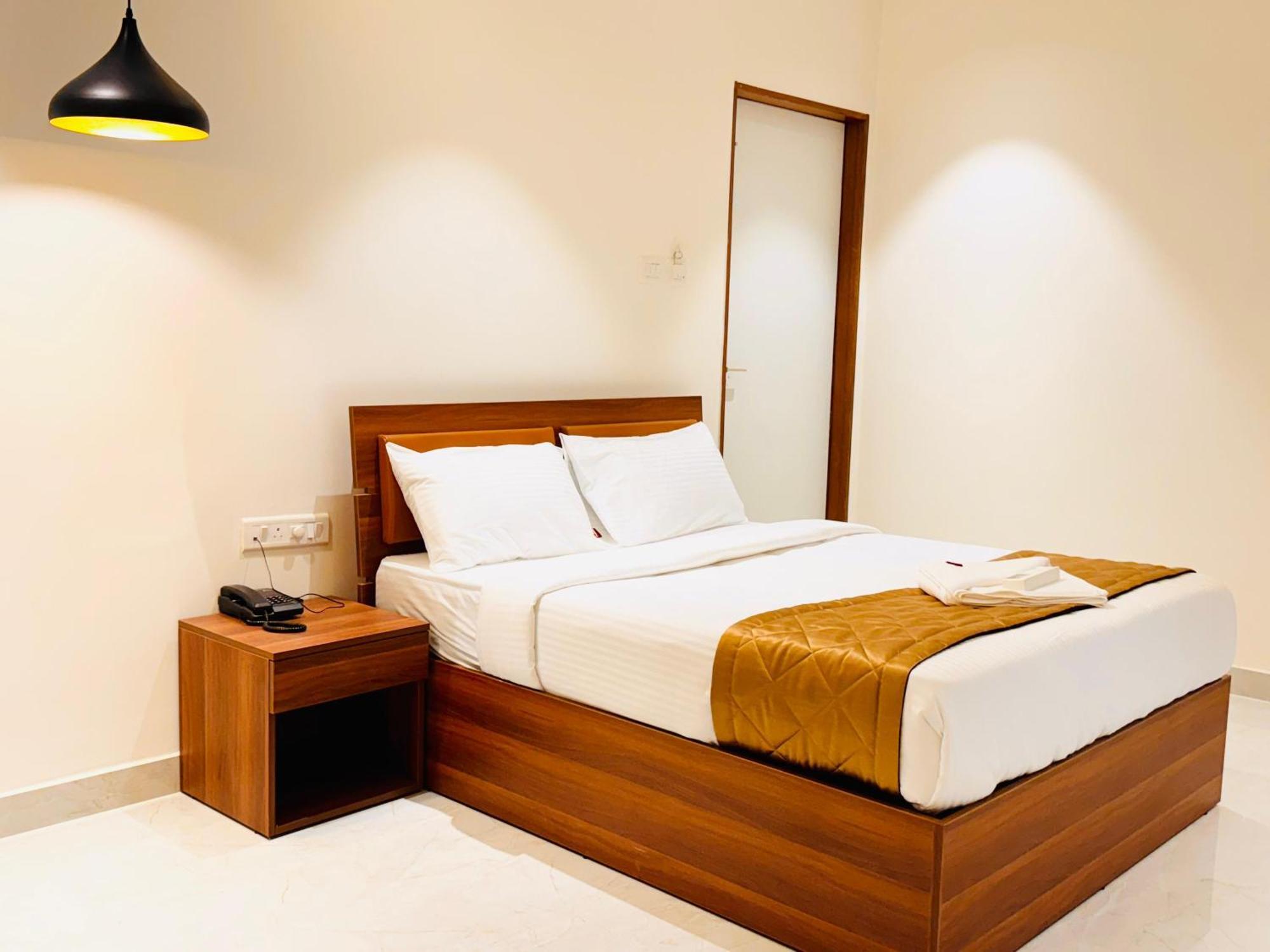 Hotel Star Avenue - Indiranagar 班加罗尔 外观 照片